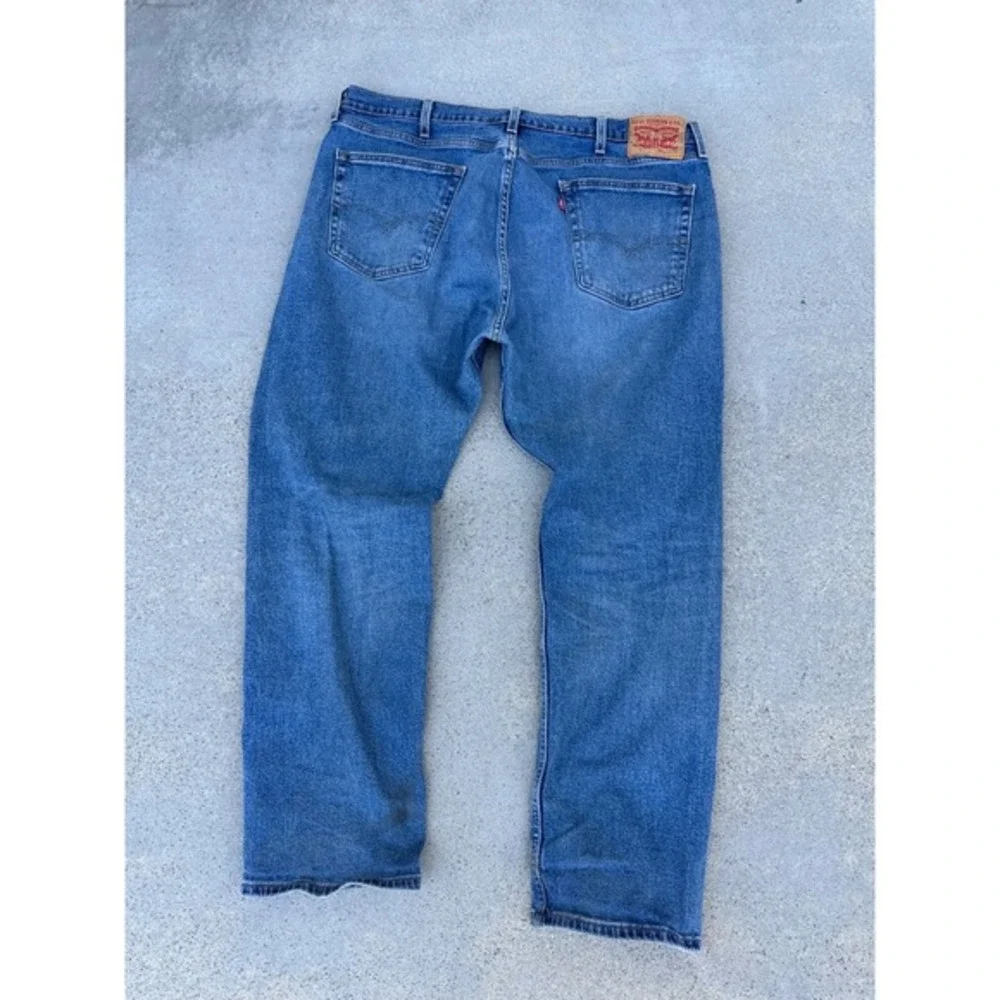 Levi's 505 Jeans Mens 38x30 Blue Straight Leg Classic Fit Medium Wash Denim‎